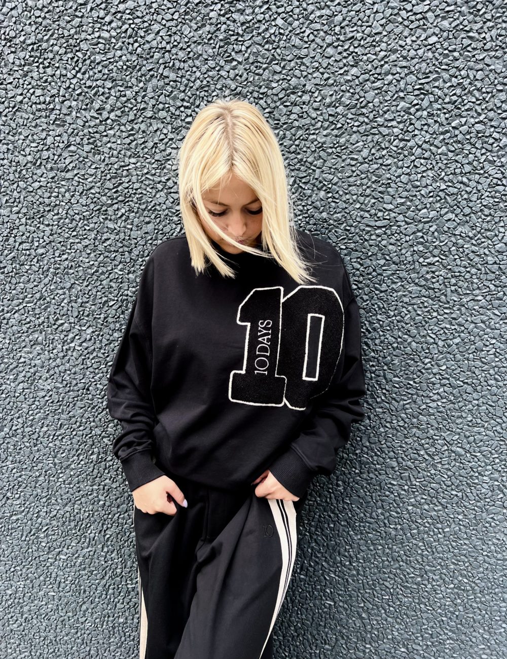 Sweat 10 DAYS