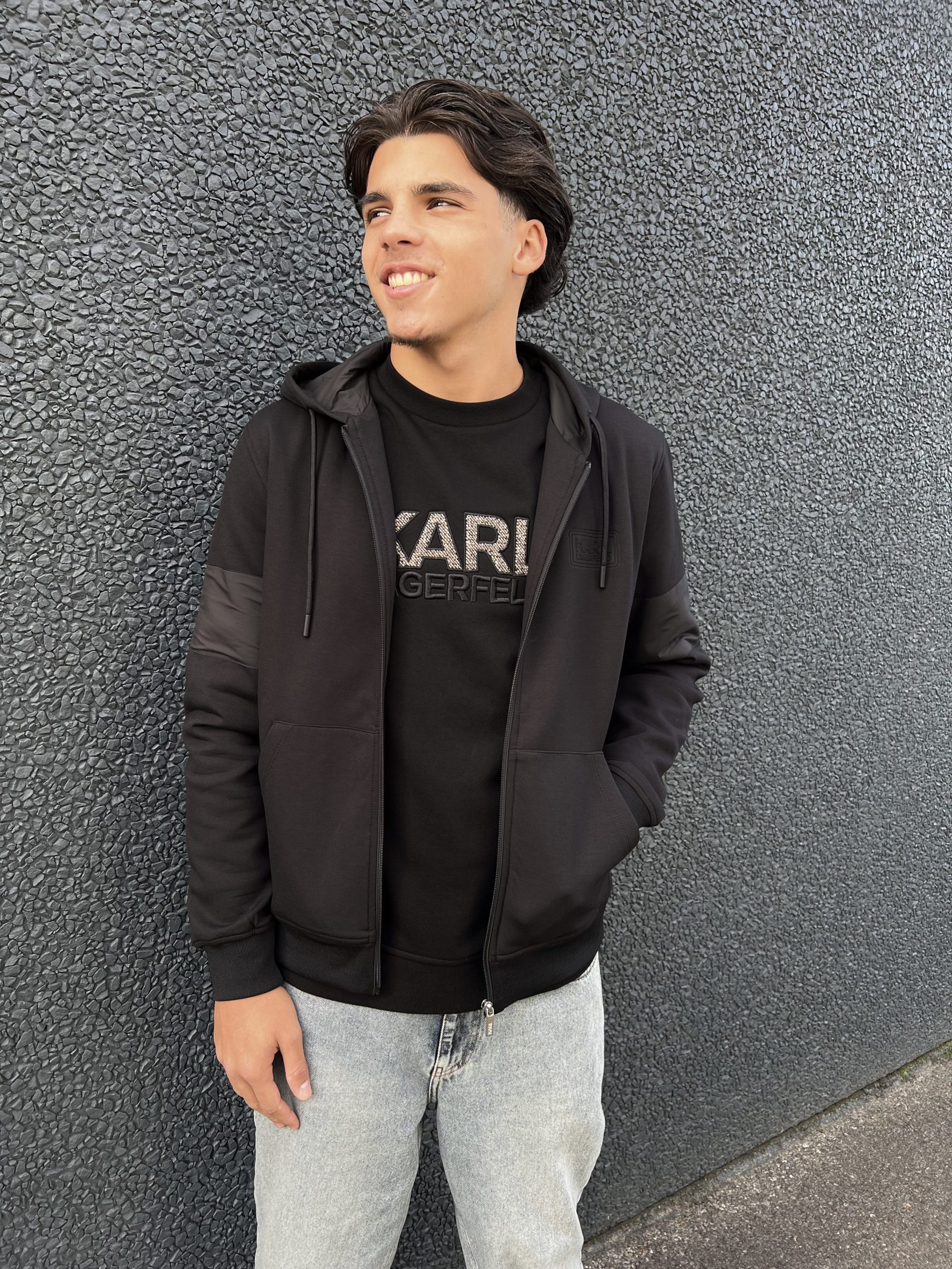 Sweat à capuche KARL LAGERFELD