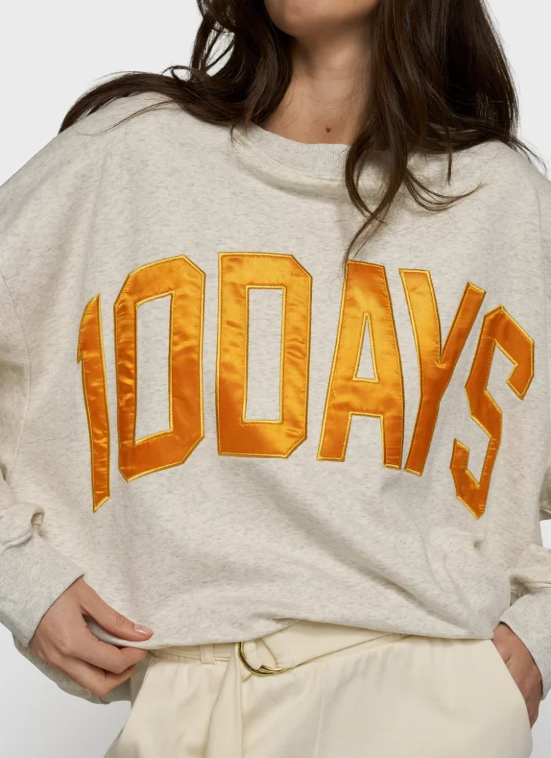 Sweat 10 DAYS
